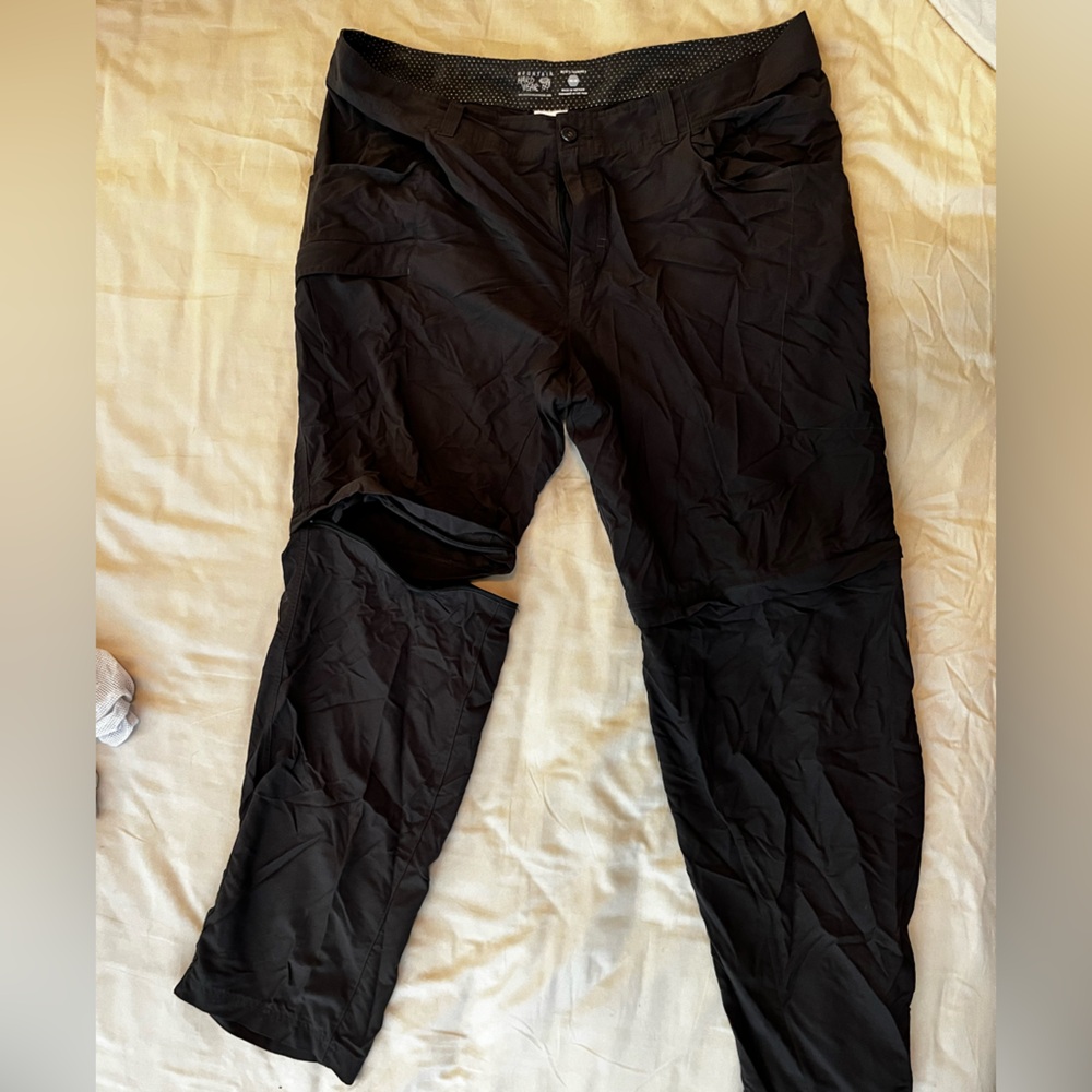 Mountain Hardwear convertible zip off nylon pants 40x32